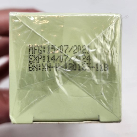 Vitamin C Serum New Sealed Full Size 1 Fl. OZ. - Picture 6 of 6